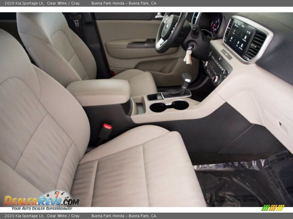 2020 Kia Sportage LX Clear White / Gray Photo #22