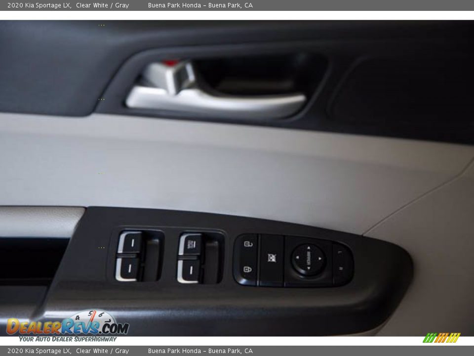 2020 Kia Sportage LX Clear White / Gray Photo #28