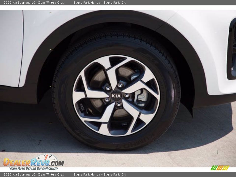 2020 Kia Sportage LX Clear White / Gray Photo #34