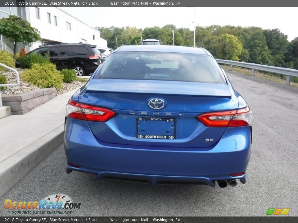 2018 Toyota Camry SE Blue Streak Metallic / Black Photo #12