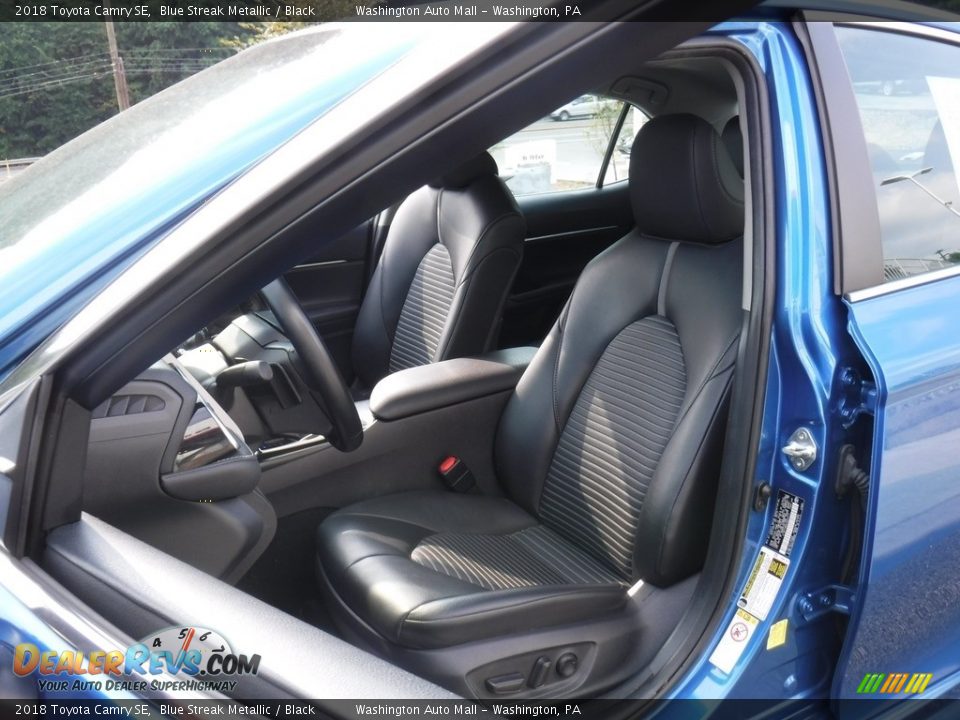 2018 Toyota Camry SE Blue Streak Metallic / Black Photo #16