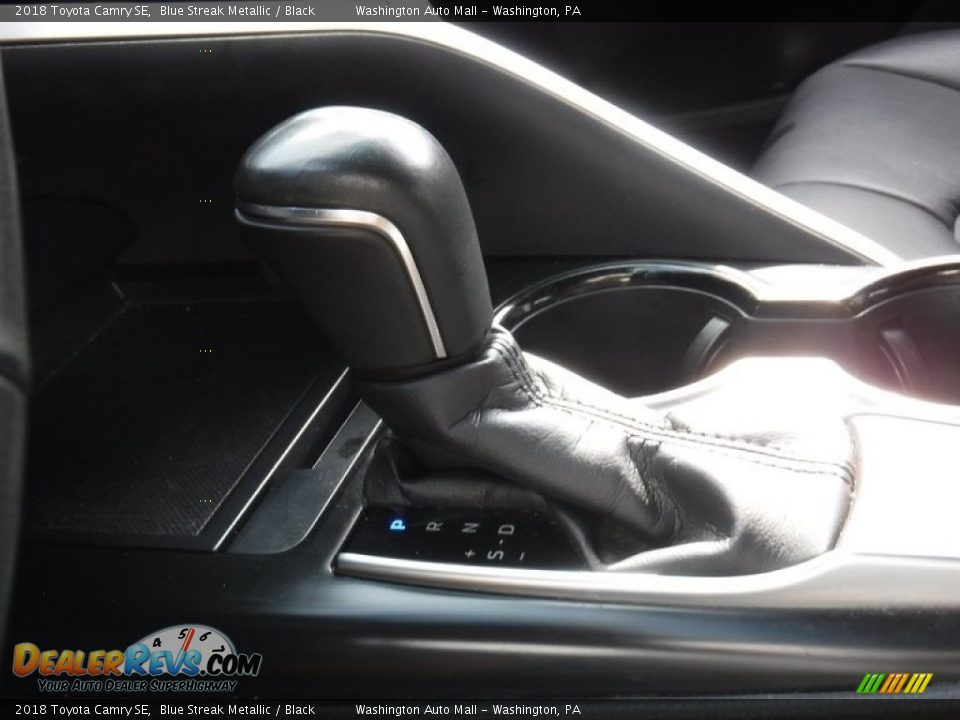 2018 Toyota Camry SE Blue Streak Metallic / Black Photo #20