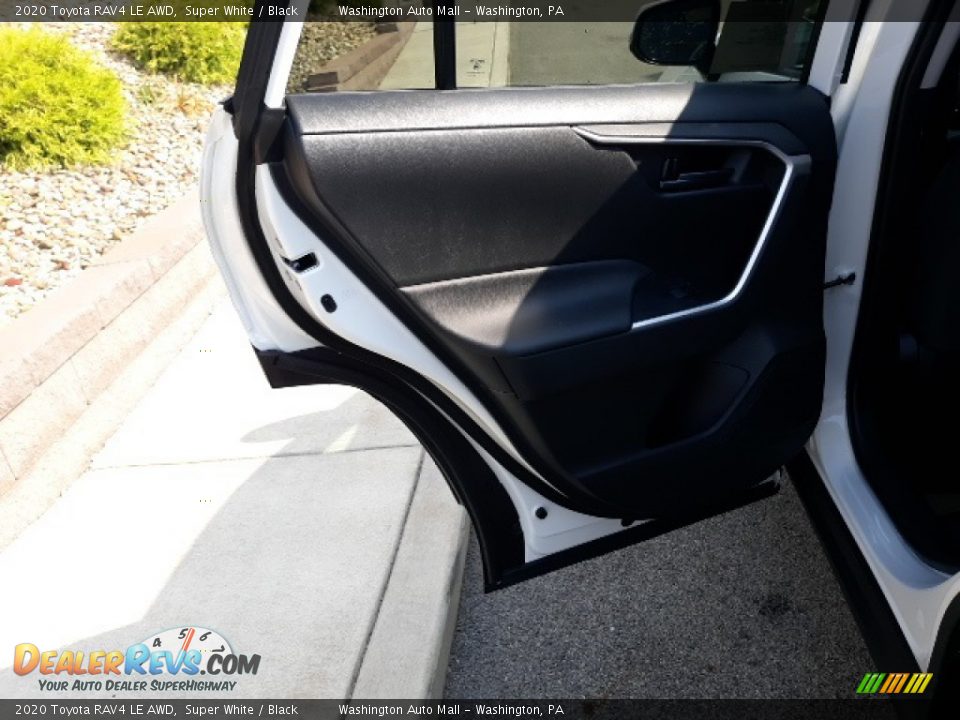 2020 Toyota RAV4 LE AWD Super White / Black Photo #27