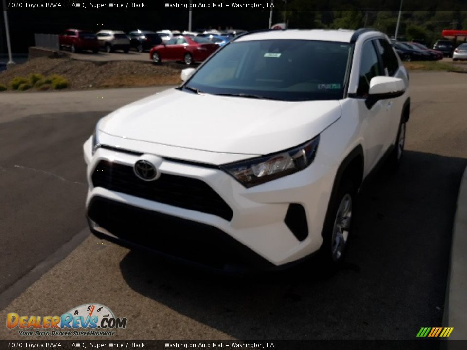 2020 Toyota RAV4 LE AWD Super White / Black Photo #28