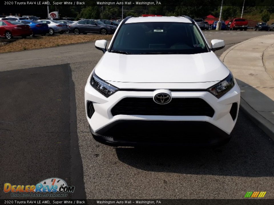 2020 Toyota RAV4 LE AWD Super White / Black Photo #29