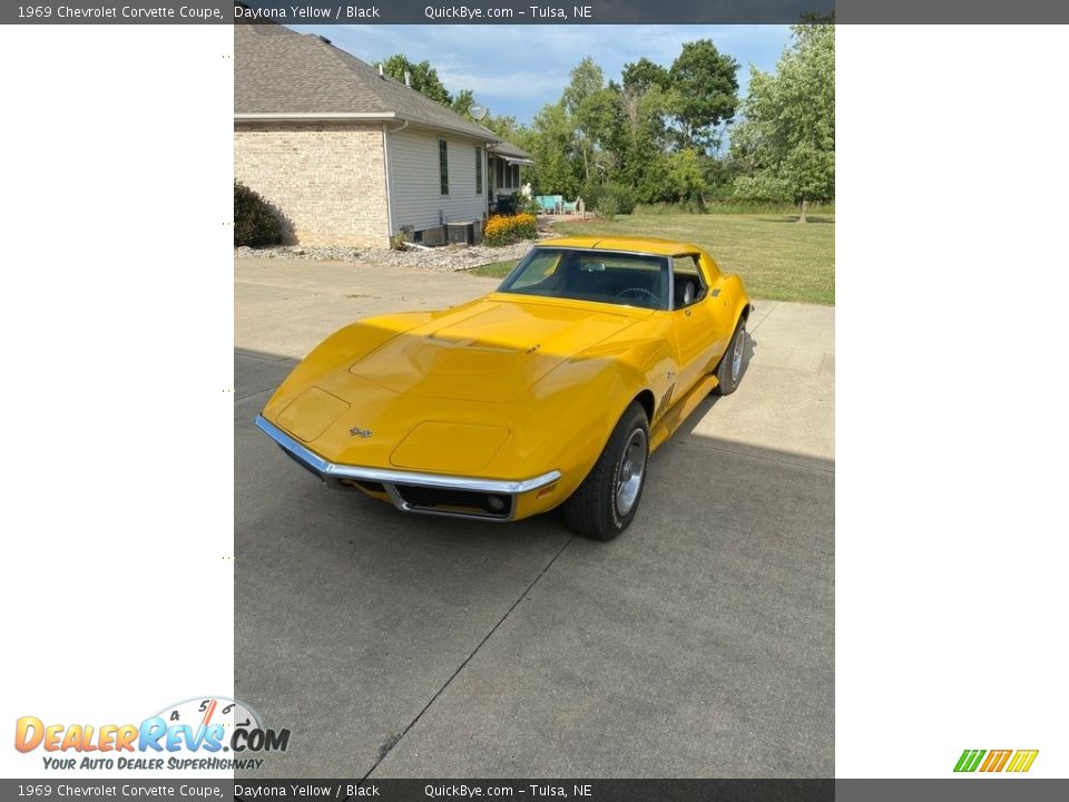 1969 Chevrolet Corvette Coupe Daytona Yellow / Black Photo #1