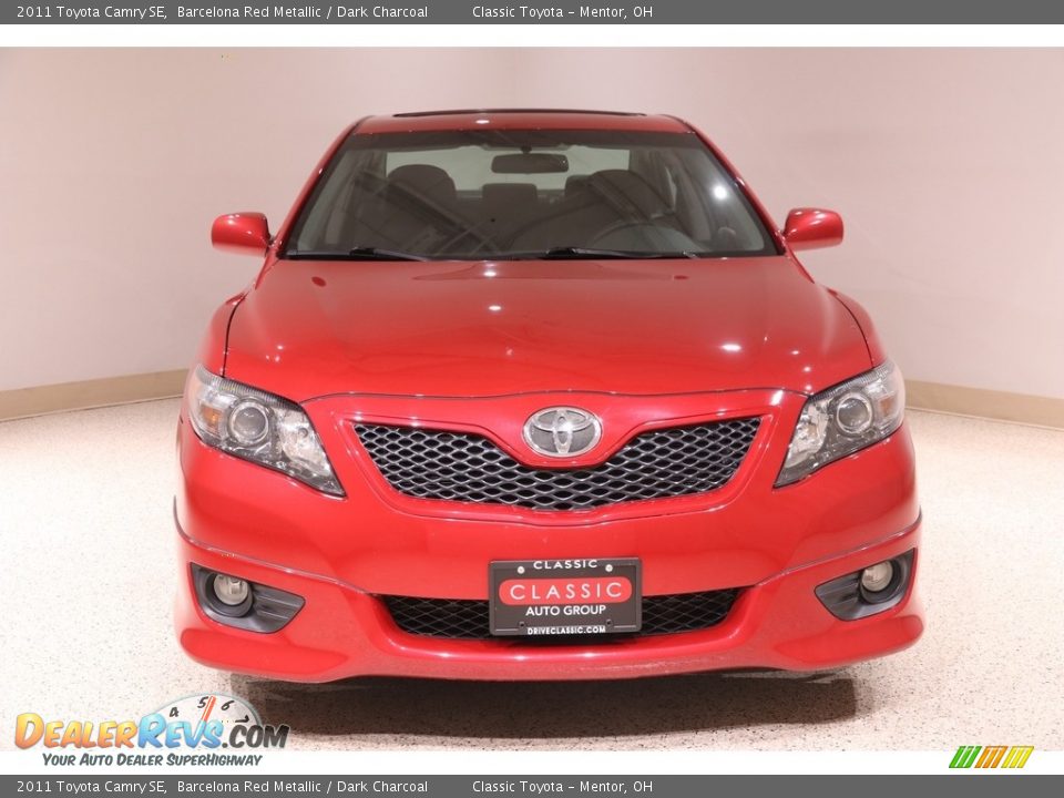 2011 Toyota Camry SE Barcelona Red Metallic / Dark Charcoal Photo #2