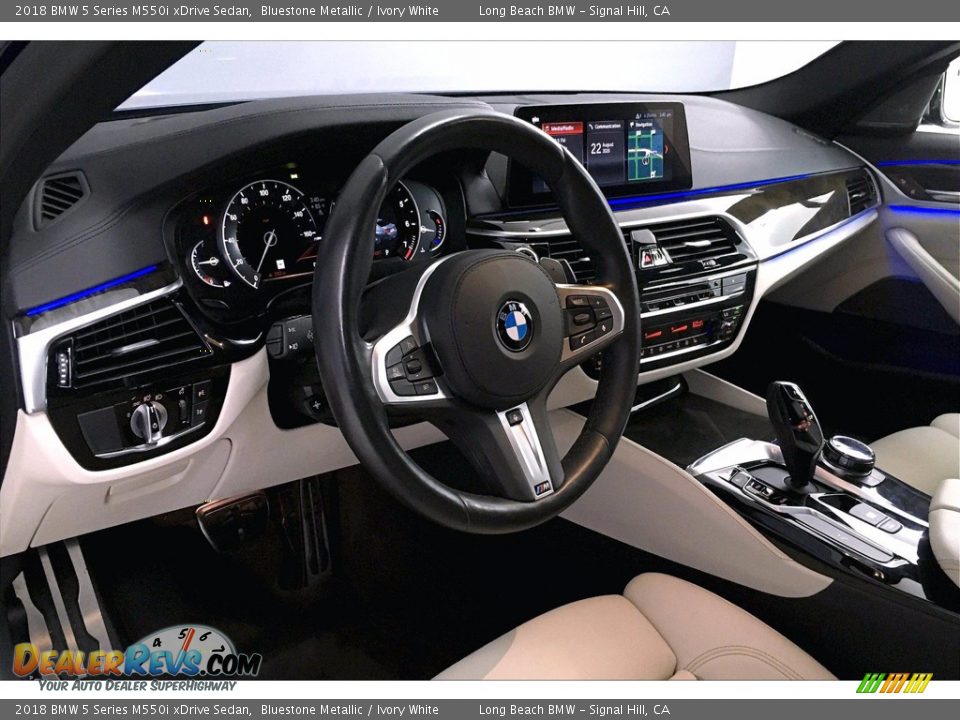 2018 BMW 5 Series M550i xDrive Sedan Bluestone Metallic / Ivory White Photo #21