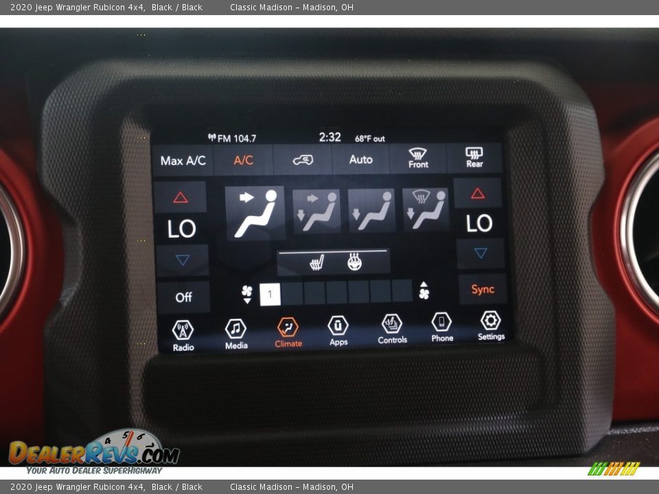 Controls of 2020 Jeep Wrangler Rubicon 4x4 Photo #11