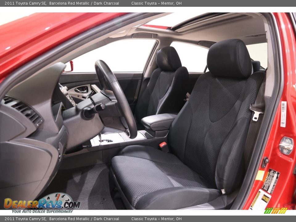 2011 Toyota Camry SE Barcelona Red Metallic / Dark Charcoal Photo #5