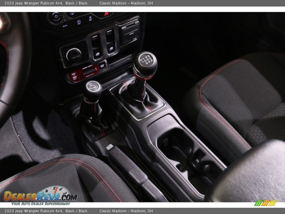 2020 Jeep Wrangler Rubicon 4x4 Shifter Photo #15