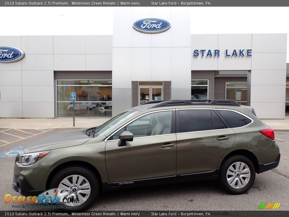 2019 Subaru Outback 2.5i Premium Wilderness Green Metallic / Warm Ivory Photo #1