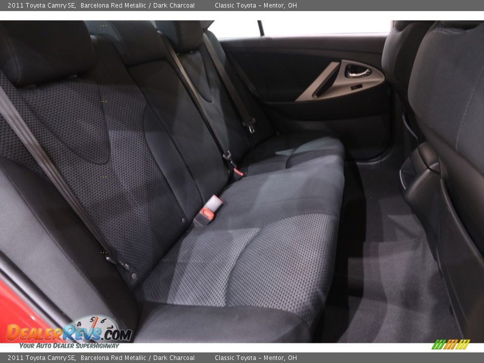 2011 Toyota Camry SE Barcelona Red Metallic / Dark Charcoal Photo #13
