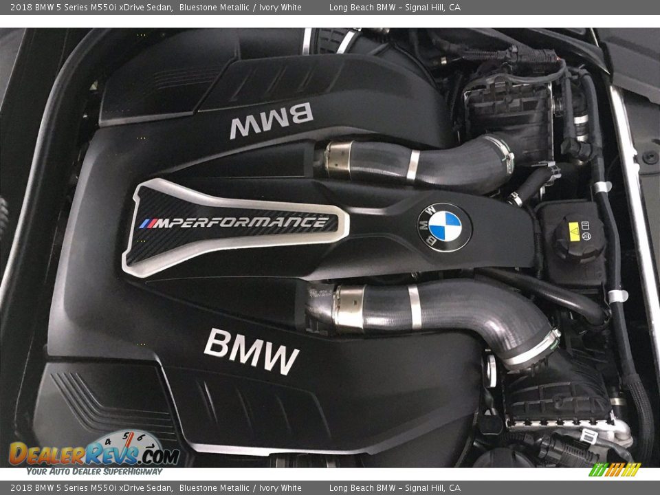 2018 BMW 5 Series M550i xDrive Sedan Bluestone Metallic / Ivory White Photo #35