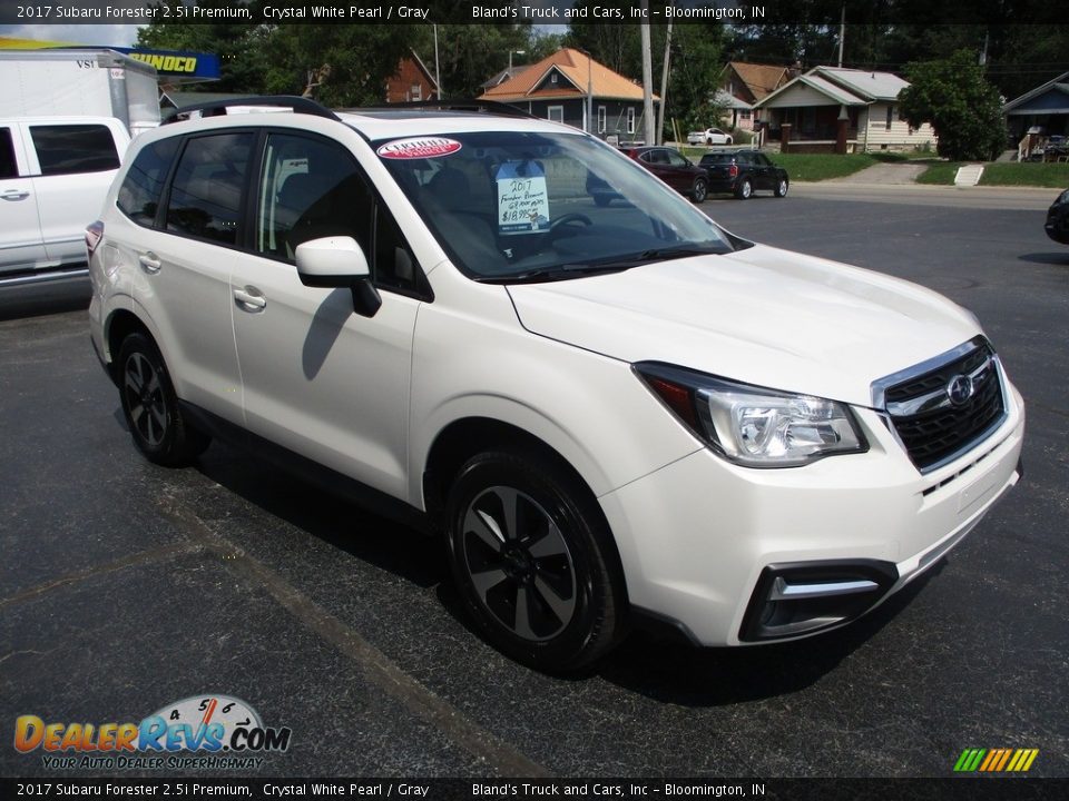 2017 Subaru Forester 2.5i Premium Crystal White Pearl / Gray Photo #5