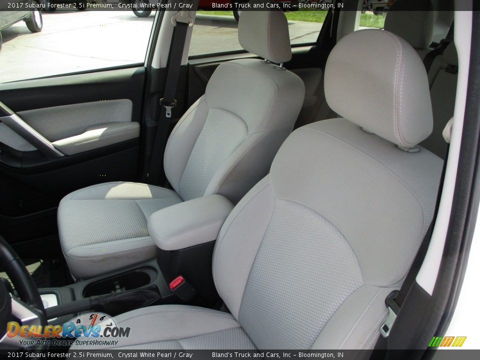 2017 Subaru Forester 2.5i Premium Crystal White Pearl / Gray Photo #7