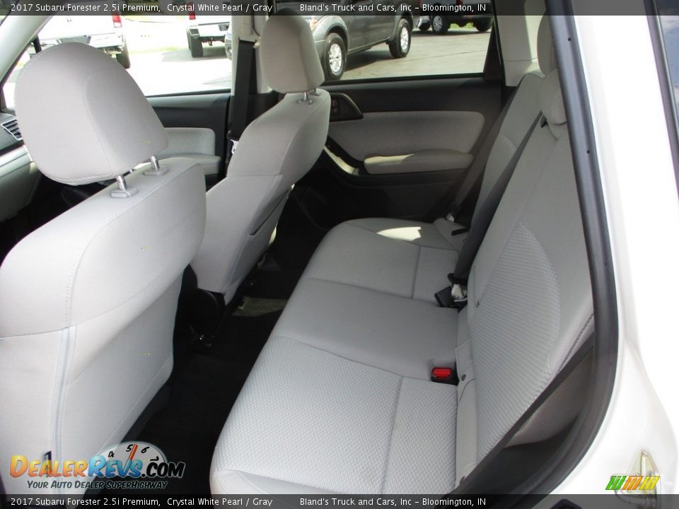 2017 Subaru Forester 2.5i Premium Crystal White Pearl / Gray Photo #8