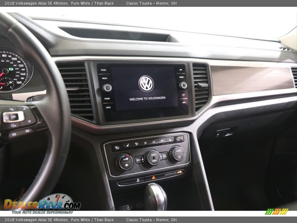 2018 Volkswagen Atlas SE 4Motion Pure White / Titan Black Photo #8