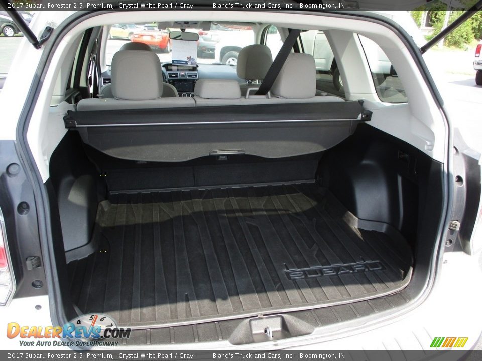 2017 Subaru Forester 2.5i Premium Crystal White Pearl / Gray Photo #9