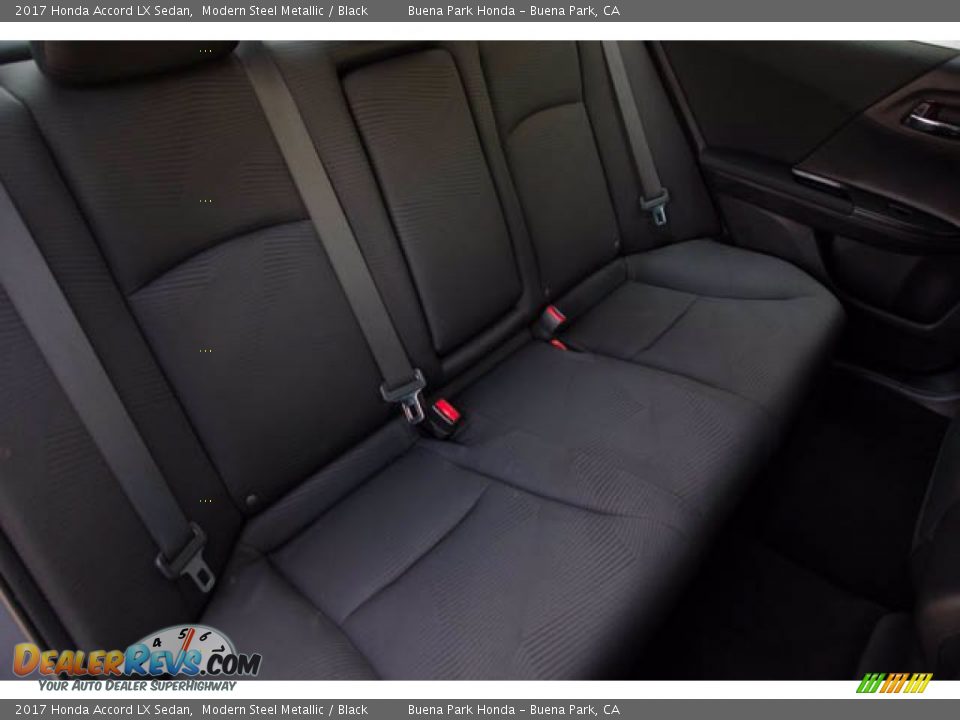 2017 Honda Accord LX Sedan Modern Steel Metallic / Black Photo #21