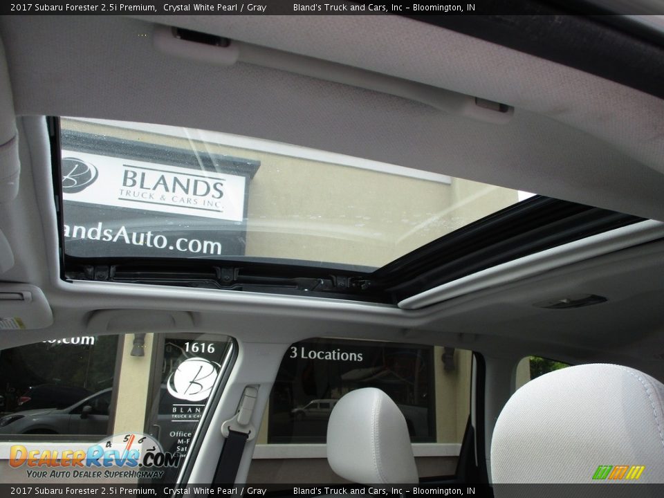 2017 Subaru Forester 2.5i Premium Crystal White Pearl / Gray Photo #27