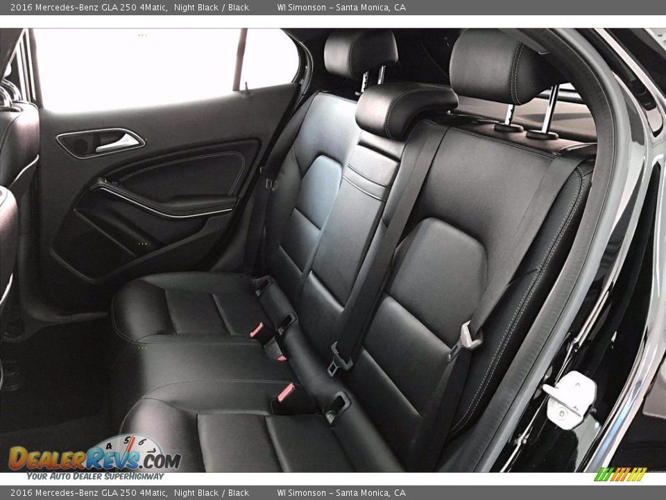 Rear Seat of 2016 Mercedes-Benz GLA 250 4Matic Photo #15