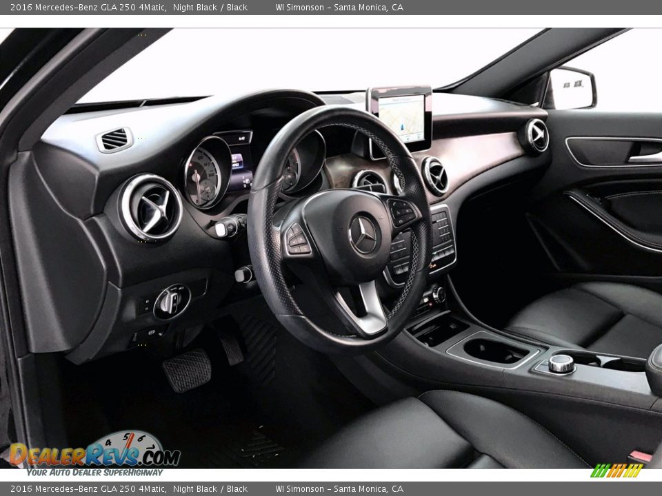 Dashboard of 2016 Mercedes-Benz GLA 250 4Matic Photo #22