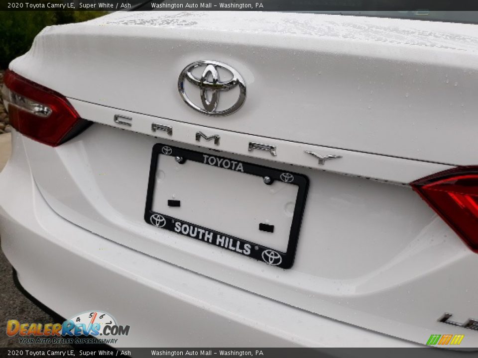2020 Toyota Camry LE Super White / Ash Photo #36