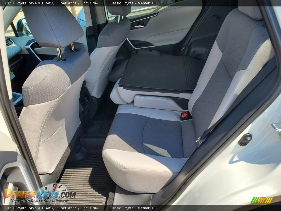 2020 Toyota RAV4 XLE AWD Super White / Light Gray Photo #3