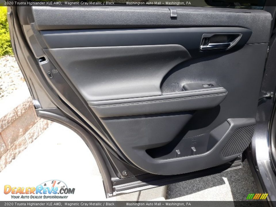 2020 Toyota Highlander XLE AWD Magnetic Gray Metallic / Black Photo #24