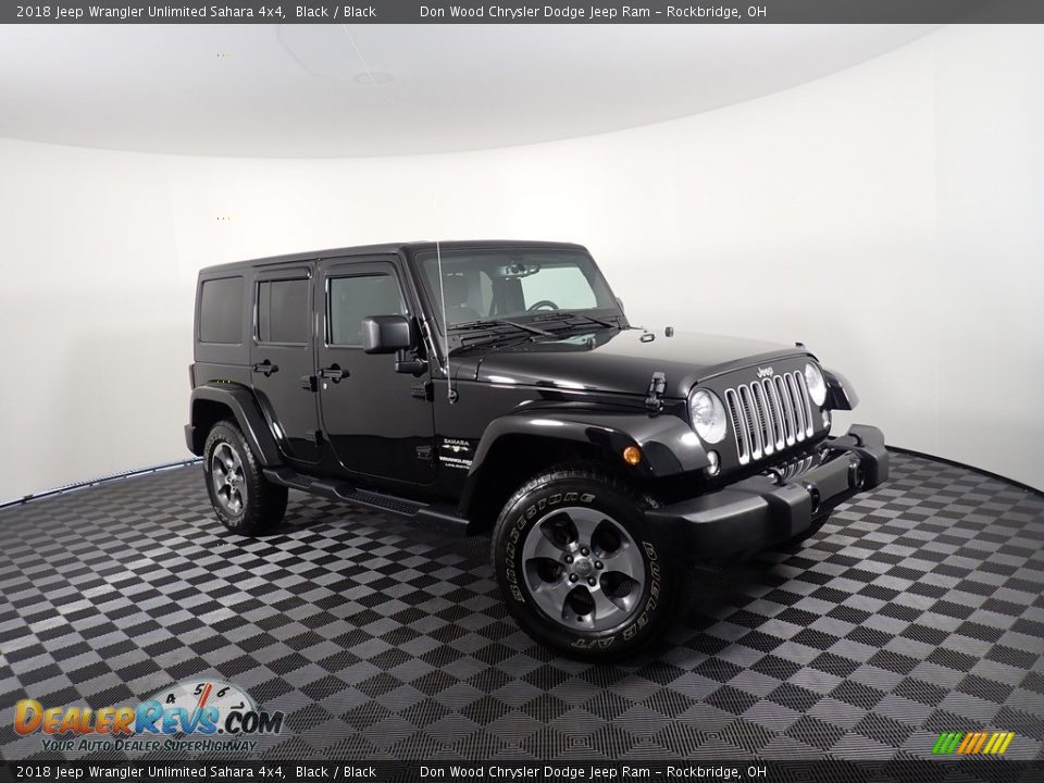2018 Jeep Wrangler Unlimited Sahara 4x4 Black / Black Photo #4