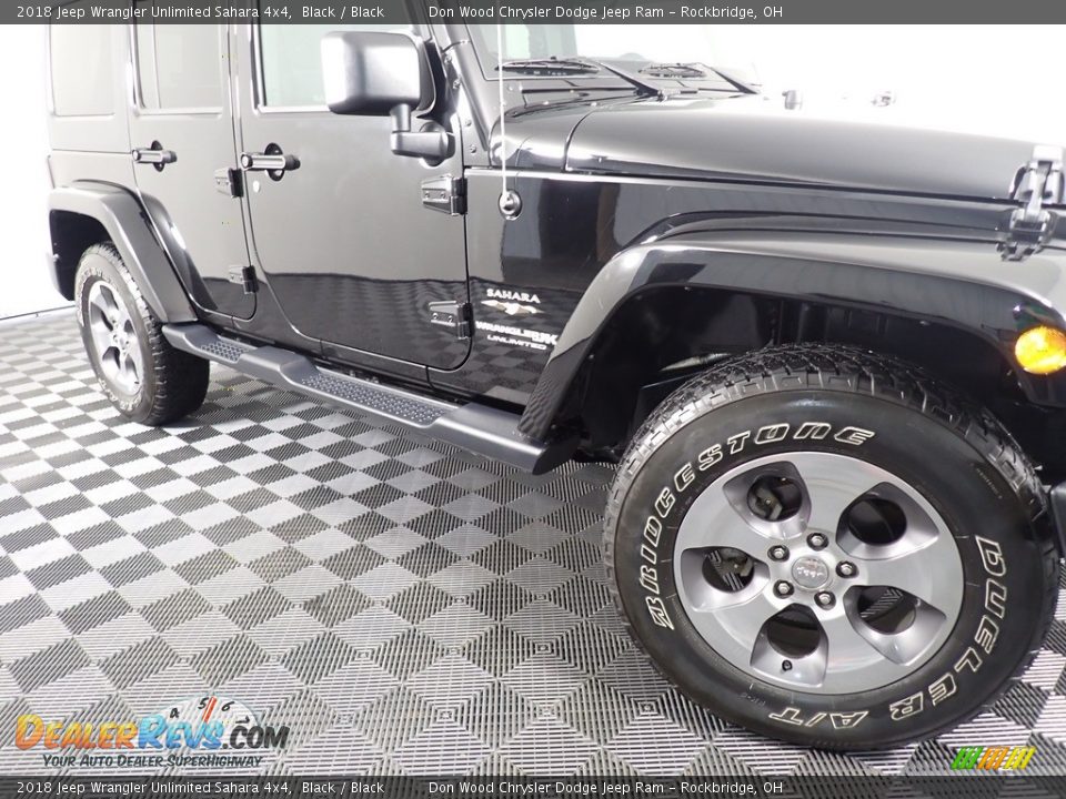 2018 Jeep Wrangler Unlimited Sahara 4x4 Black / Black Photo #5