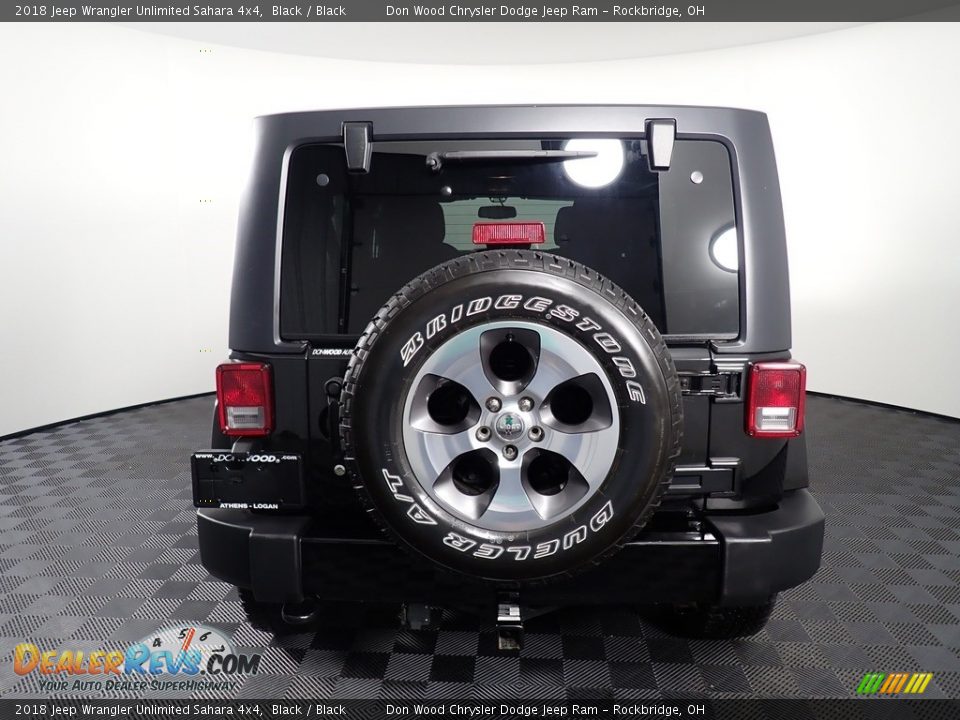2018 Jeep Wrangler Unlimited Sahara 4x4 Black / Black Photo #13