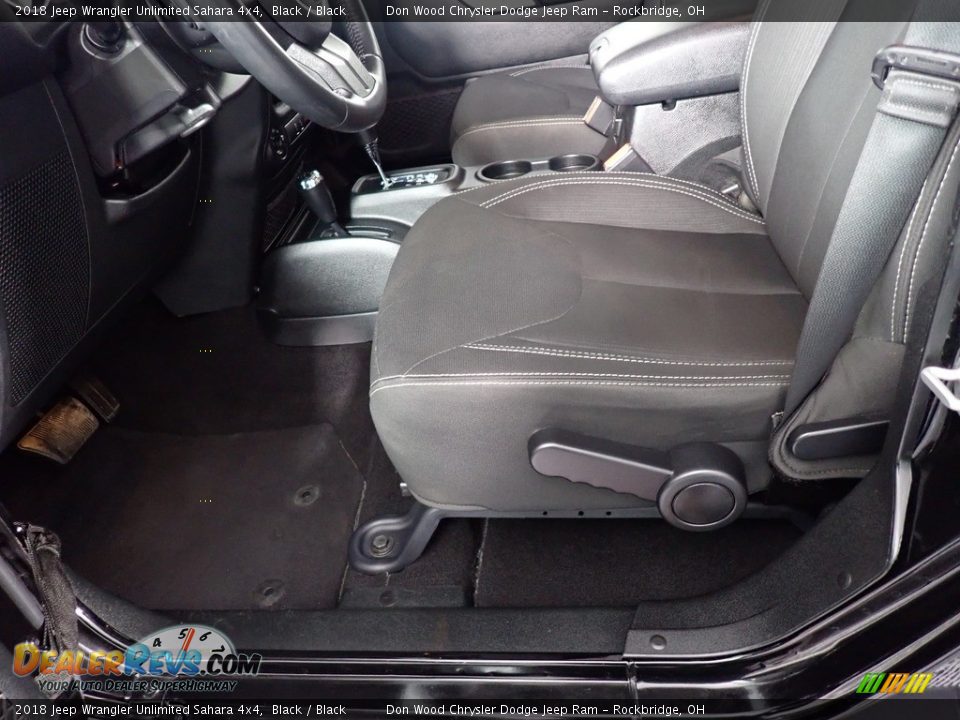 2018 Jeep Wrangler Unlimited Sahara 4x4 Black / Black Photo #21