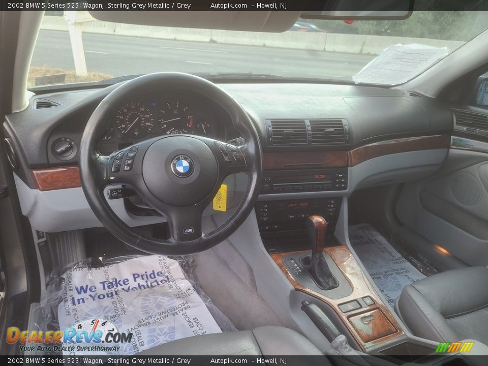 Grey Interior - 2002 BMW 5 Series 525i Wagon Photo #9