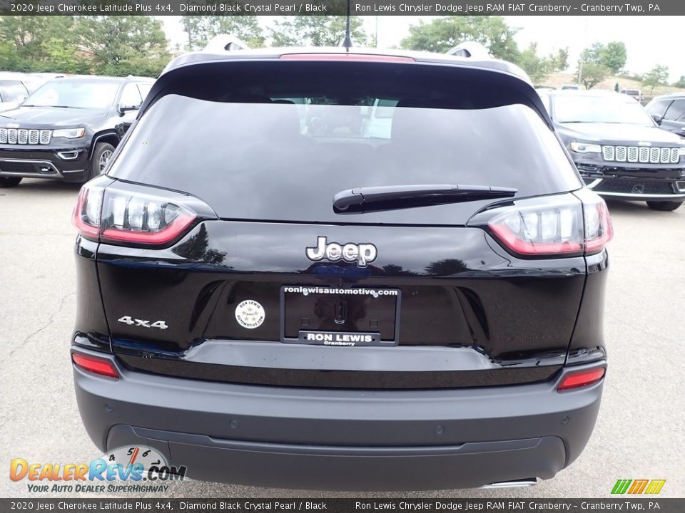 2020 Jeep Cherokee Latitude Plus 4x4 Diamond Black Crystal Pearl / Black Photo #6