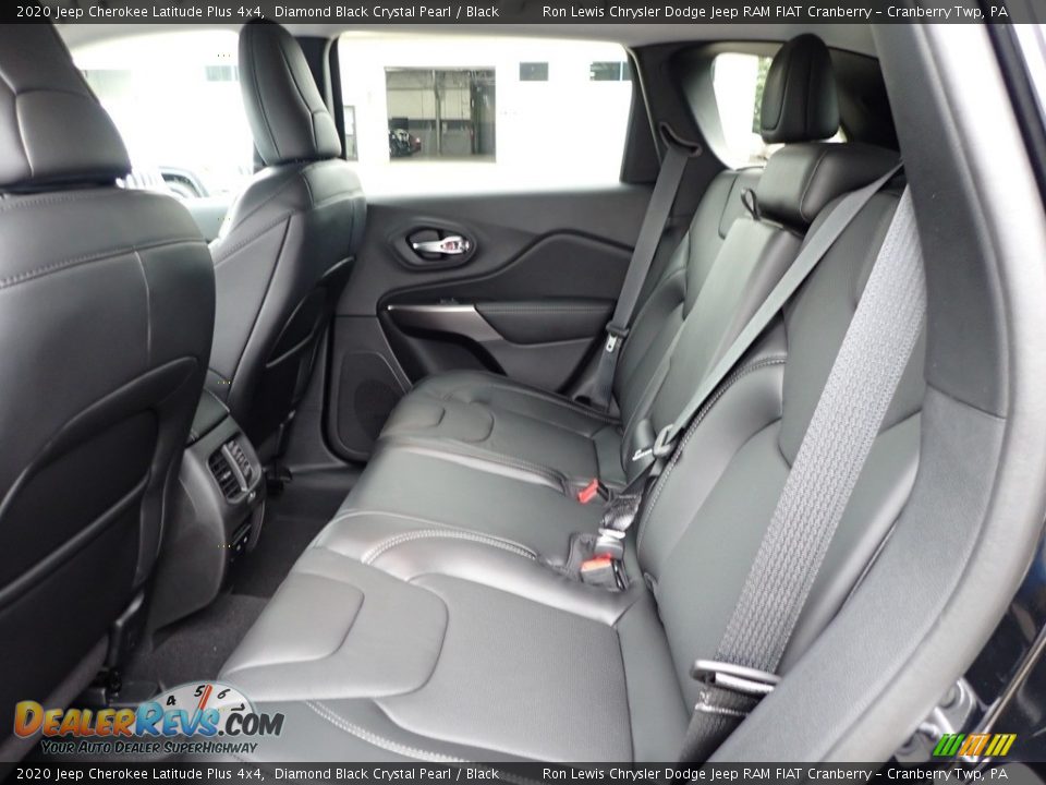 2020 Jeep Cherokee Latitude Plus 4x4 Diamond Black Crystal Pearl / Black Photo #14