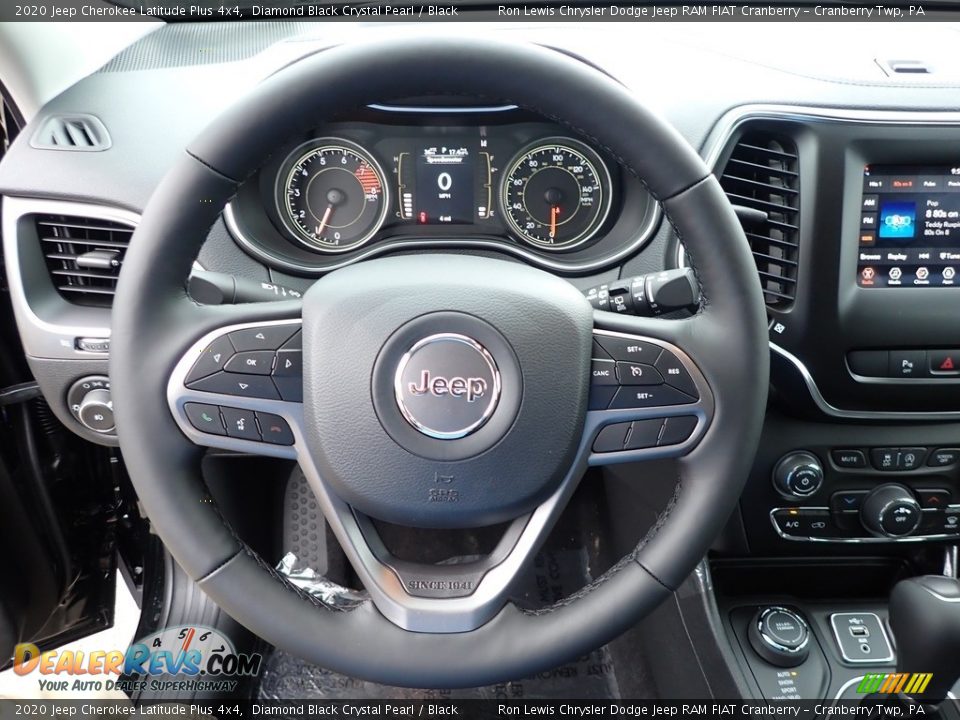 2020 Jeep Cherokee Latitude Plus 4x4 Diamond Black Crystal Pearl / Black Photo #17