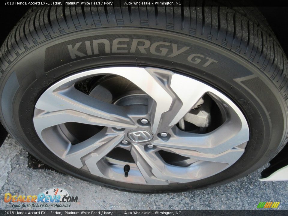 2018 Honda Accord EX-L Sedan Platinum White Pearl / Ivory Photo #7