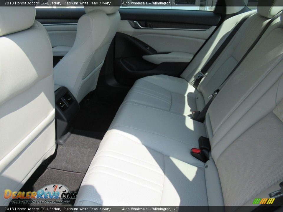 2018 Honda Accord EX-L Sedan Platinum White Pearl / Ivory Photo #12