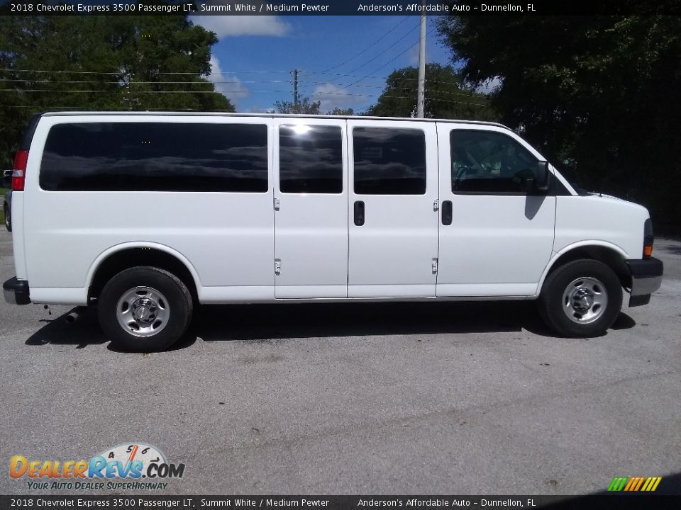 Summit White 2018 Chevrolet Express 3500 Passenger LT Photo #2