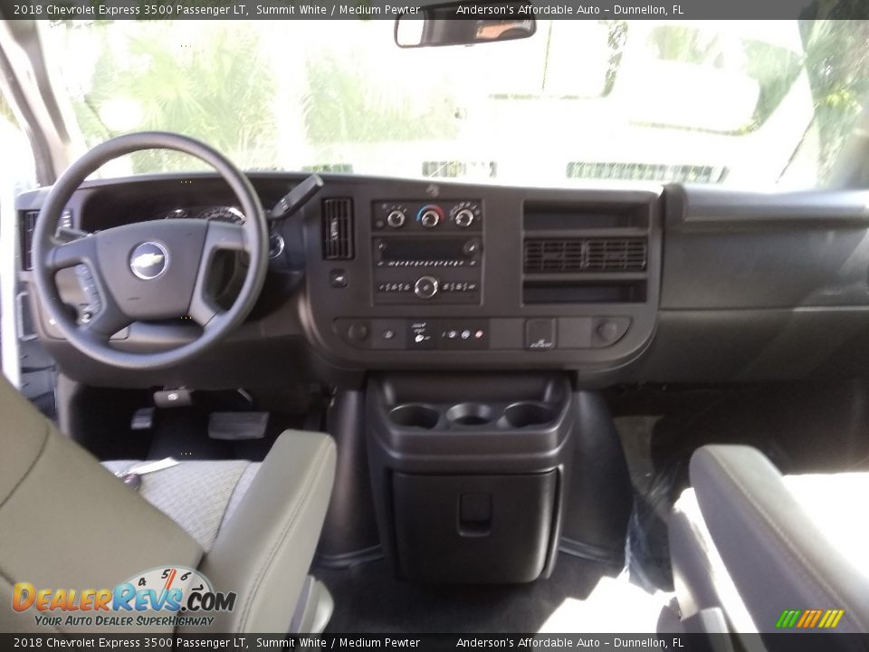 Dashboard of 2018 Chevrolet Express 3500 Passenger LT Photo #13