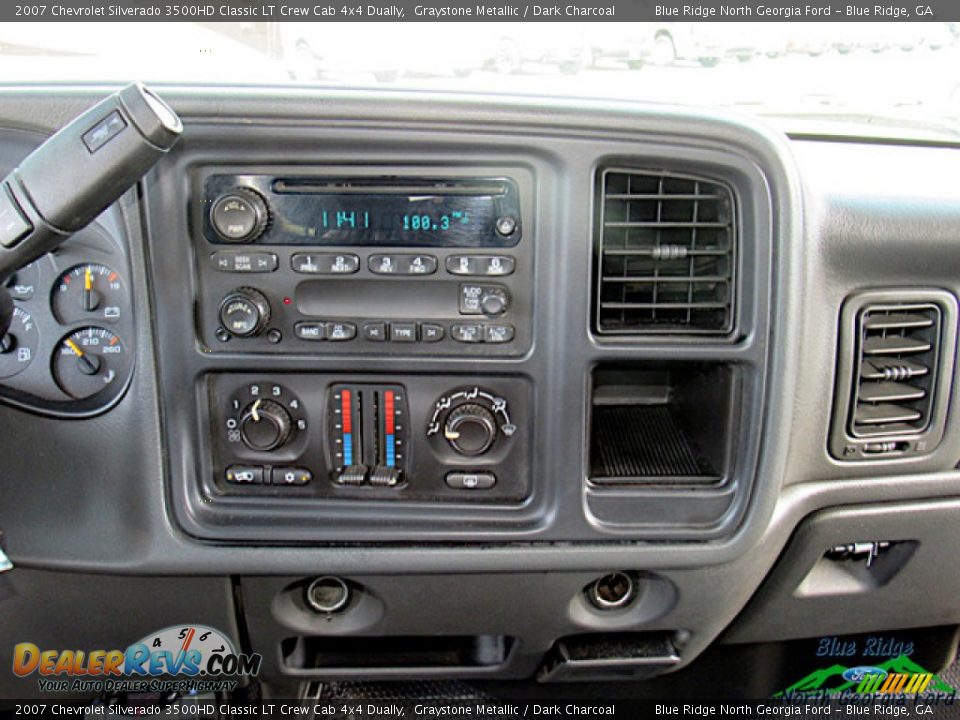2007 Chevrolet Silverado 3500HD Classic LT Crew Cab 4x4 Dually Graystone Metallic / Dark Charcoal Photo #16