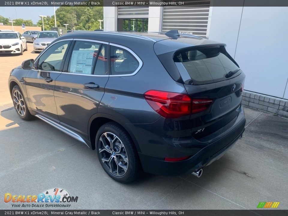 2021 BMW X1 xDrive28i Mineral Gray Metallic / Black Photo #2