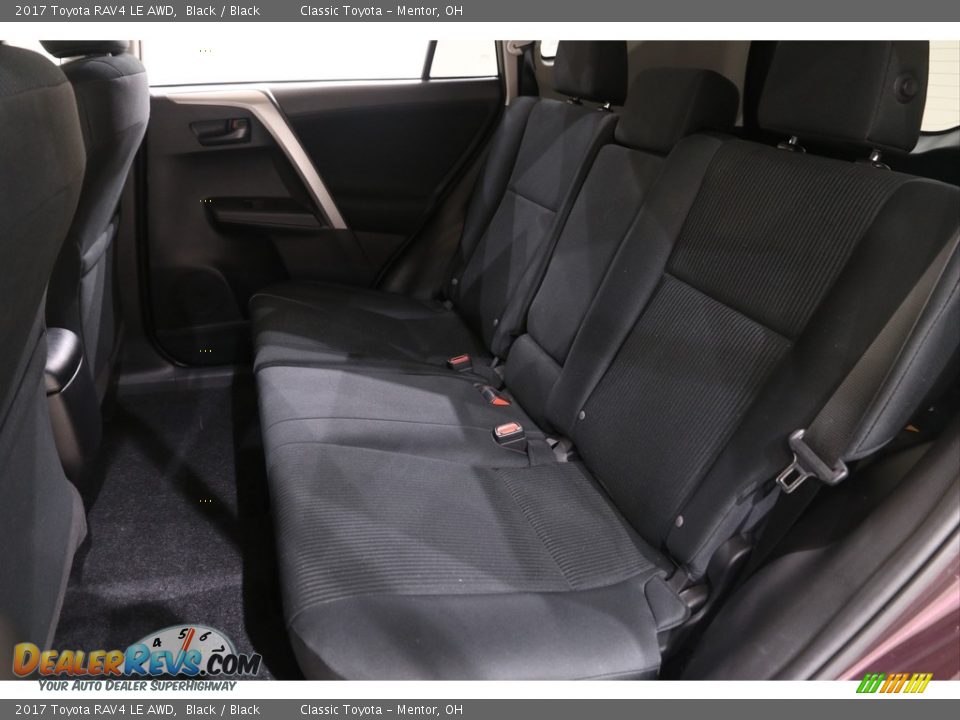 2017 Toyota RAV4 LE AWD Black / Black Photo #15
