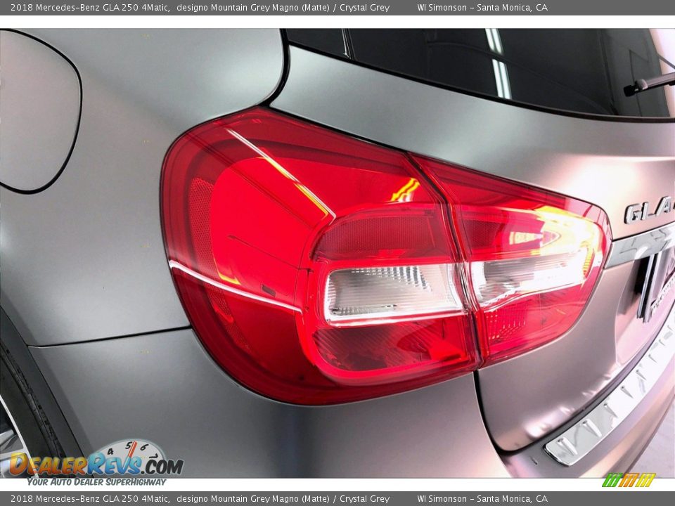 2018 Mercedes-Benz GLA 250 4Matic designo Mountain Grey Magno (Matte) / Crystal Grey Photo #26
