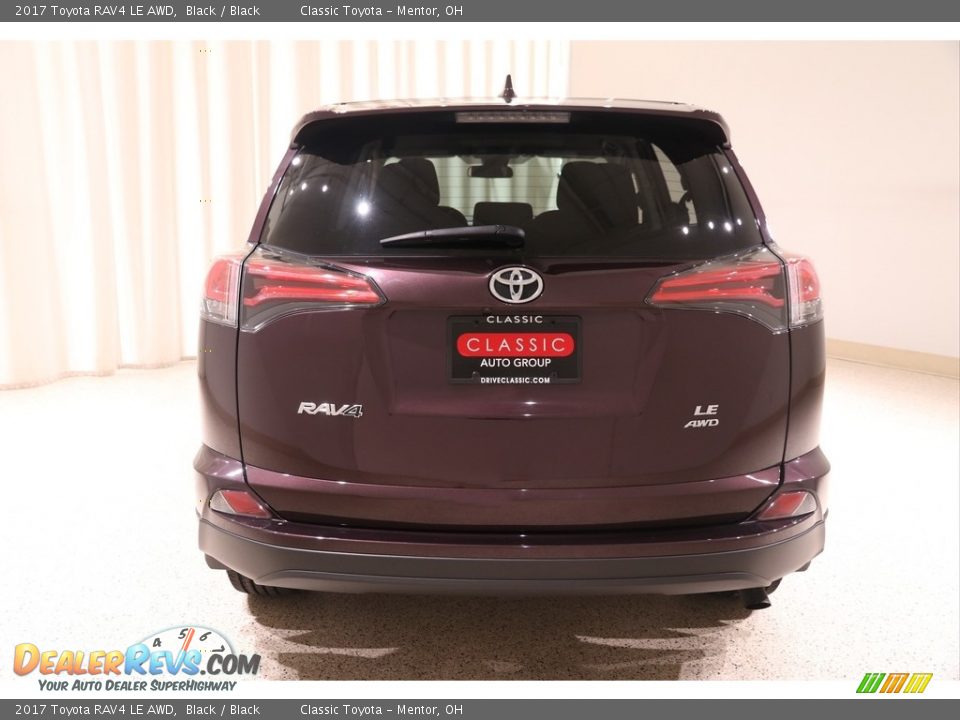 2017 Toyota RAV4 LE AWD Black / Black Photo #16
