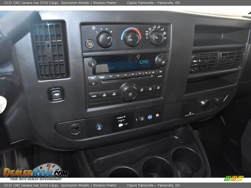 2015 GMC Savana Van 2500 Cargo Quicksilver Metallic / Medium Pewter Photo #13