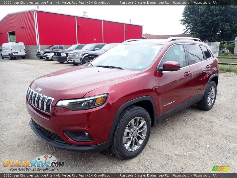 2020 Jeep Cherokee Latitude Plus 4x4 Velvet Red Pearl / Ski Gray/Black Photo #1
