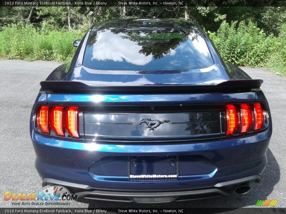 2019 Ford Mustang EcoBoost Fastback Kona Blue / Ebony Photo #7